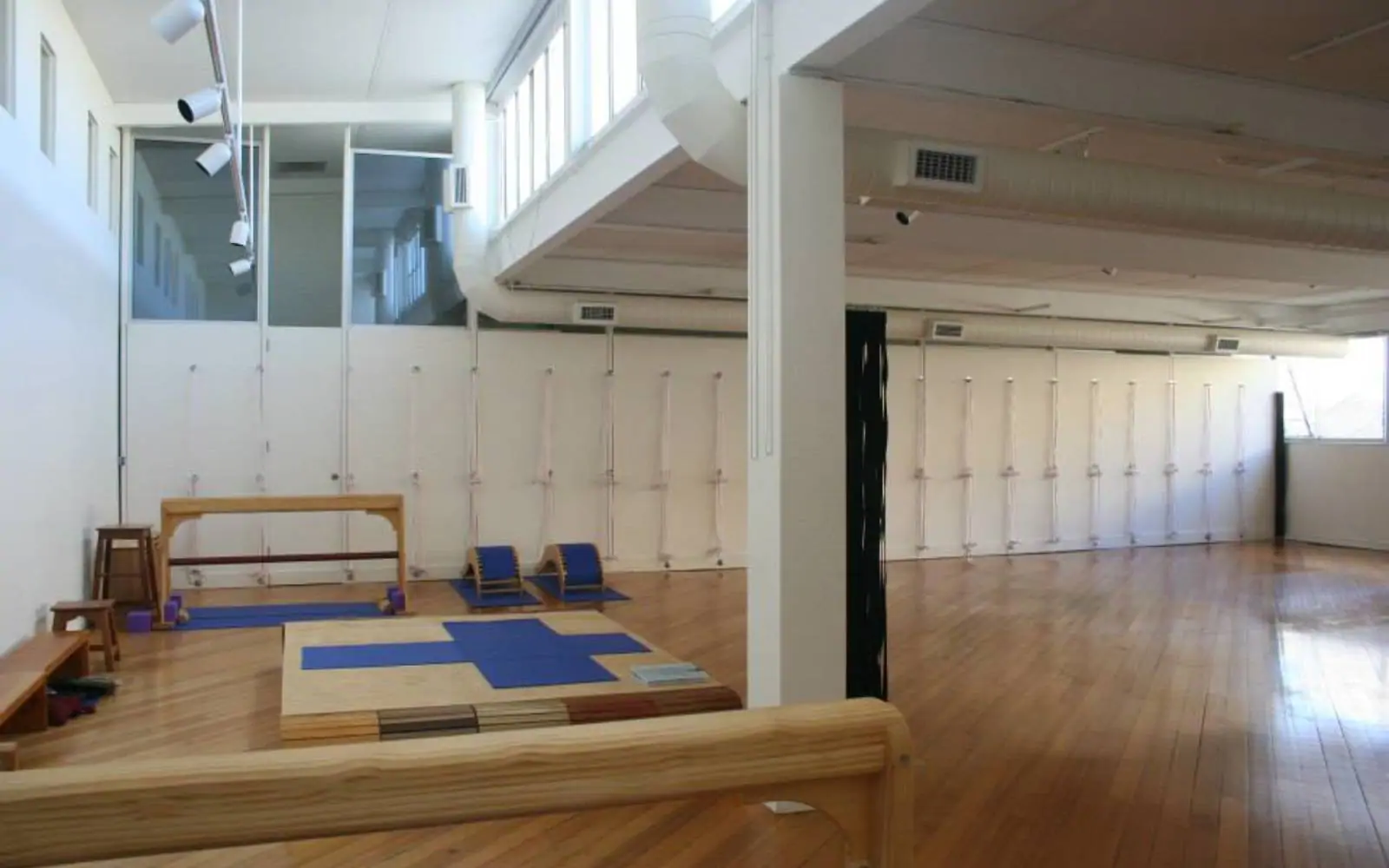 Studio image of: Yoga Mandir: Iyengar Yoga Institute