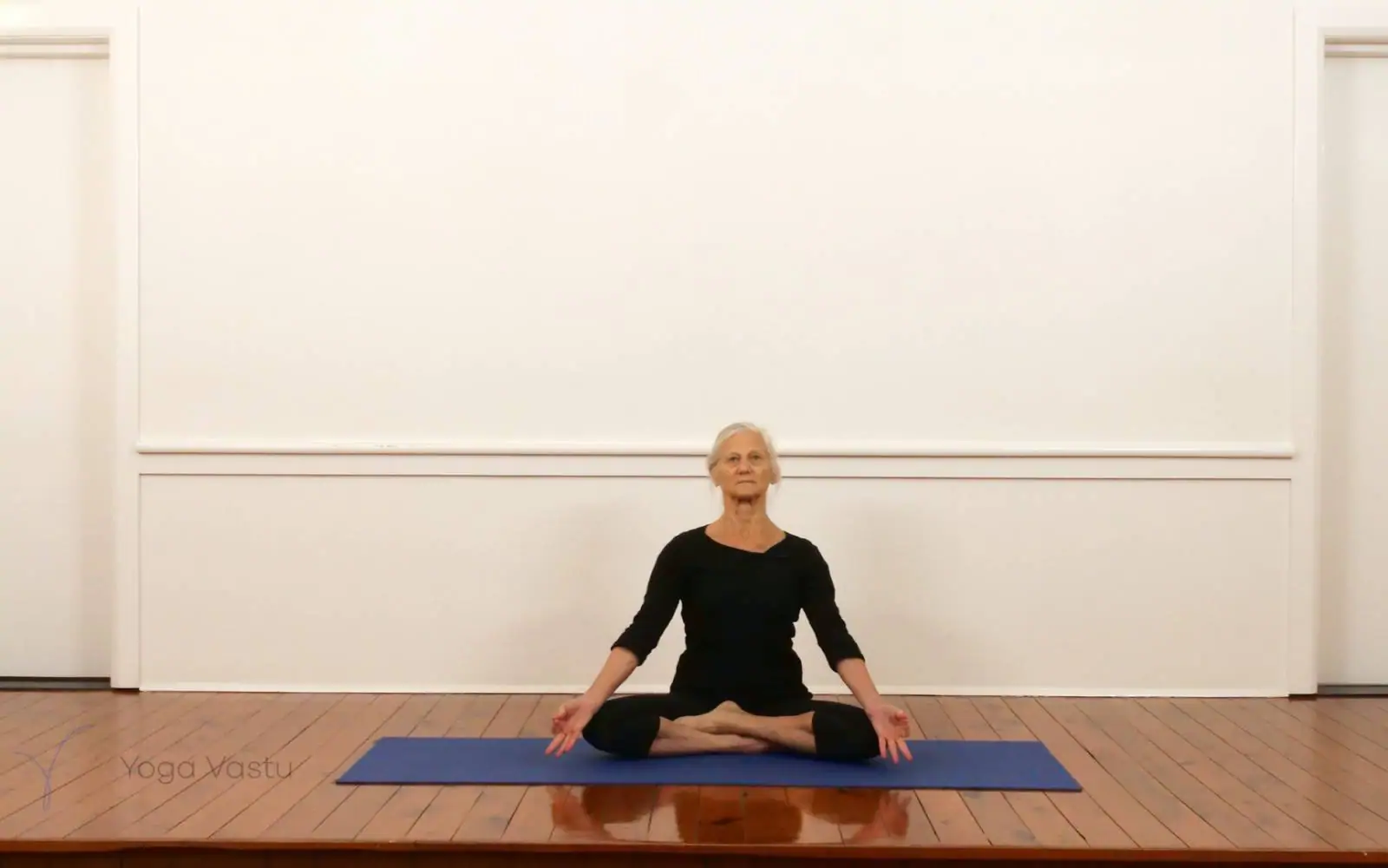 Siddhasana (Adept's Pose) – Karuna Yoga Vidya Peetham Bangalore