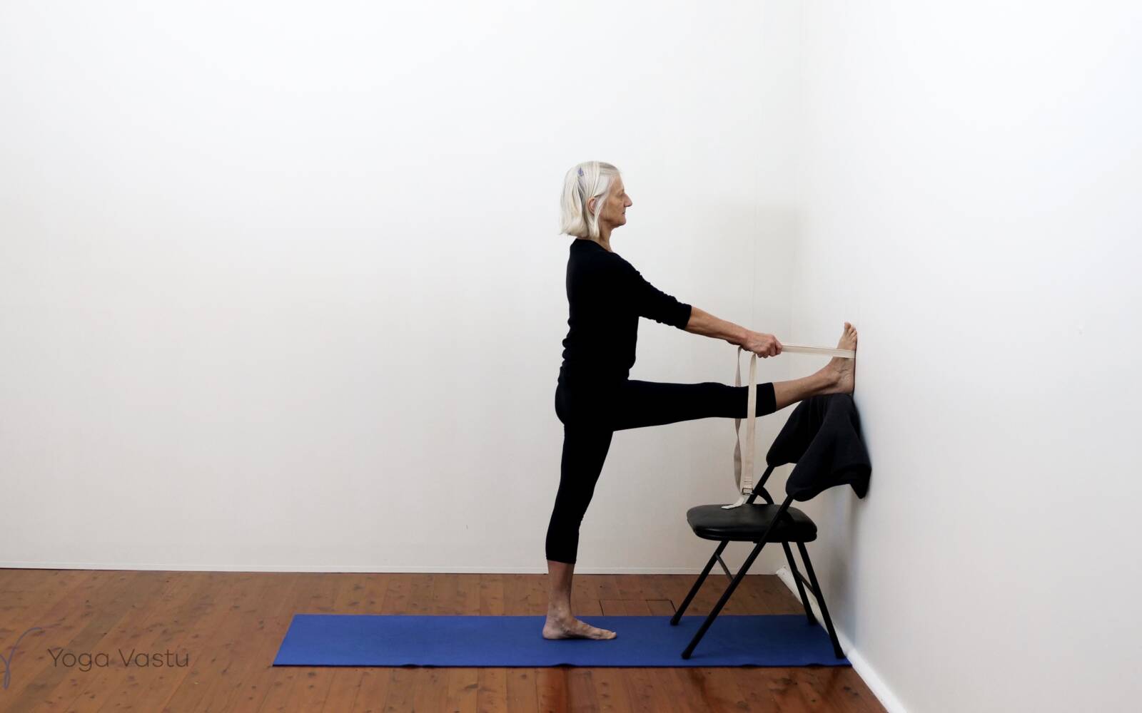 Online Iyengar yoga videos | Standing Poses to Facilitate Progress