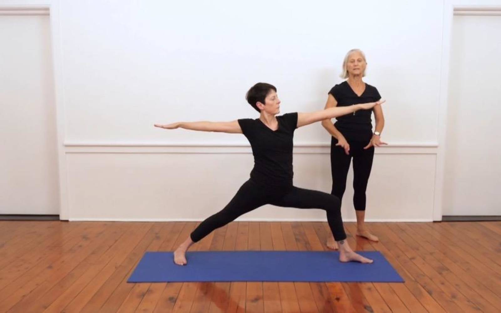 Standing Split Twist Pose Dimensions & Drawings | Dimensions.com