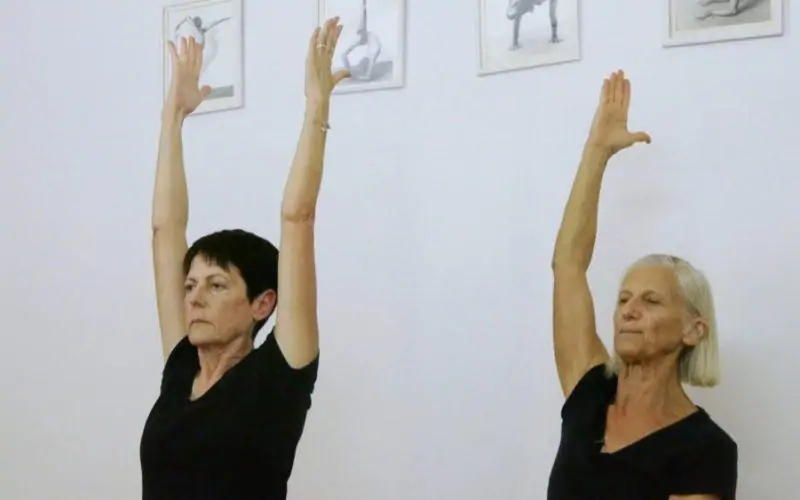 Urdhva Hastasana pose