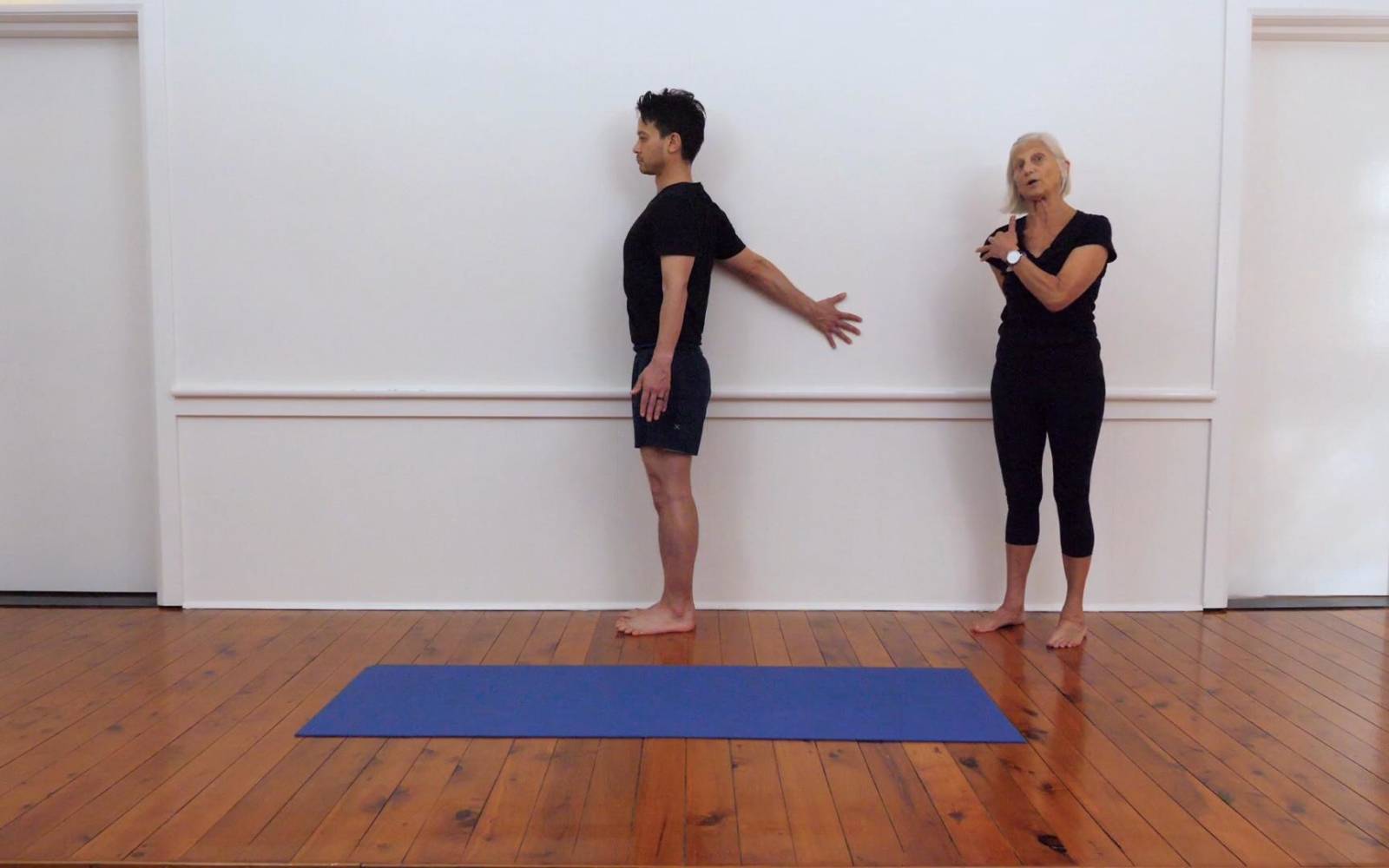 Online Iyengar yoga videos | Deep sequence for release of stiff neck and upper back