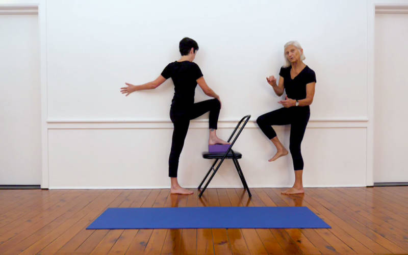 Online Iyengar yoga video thumbnail: Chair twists to mobilise and release the back