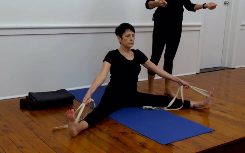 Upavistha Konasana (Head Up) pose