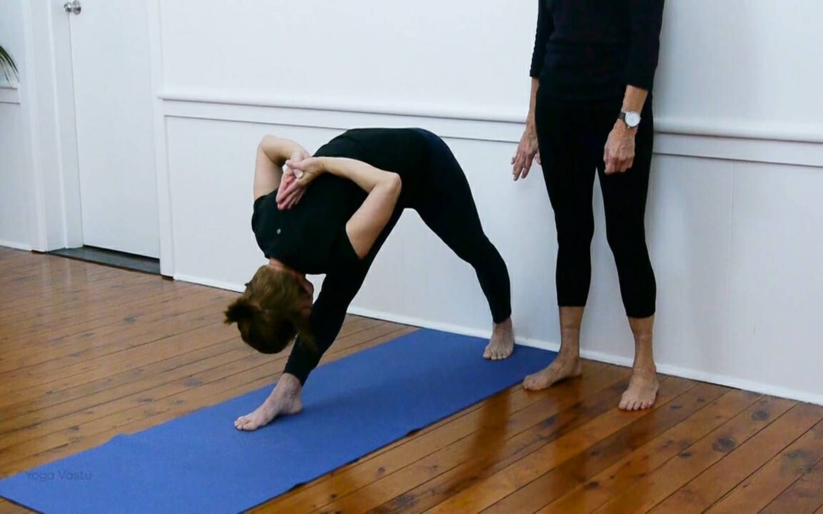 Yoga Pose: Supported Pyramid (Parsvottanasana) - Kick It Up Coaching