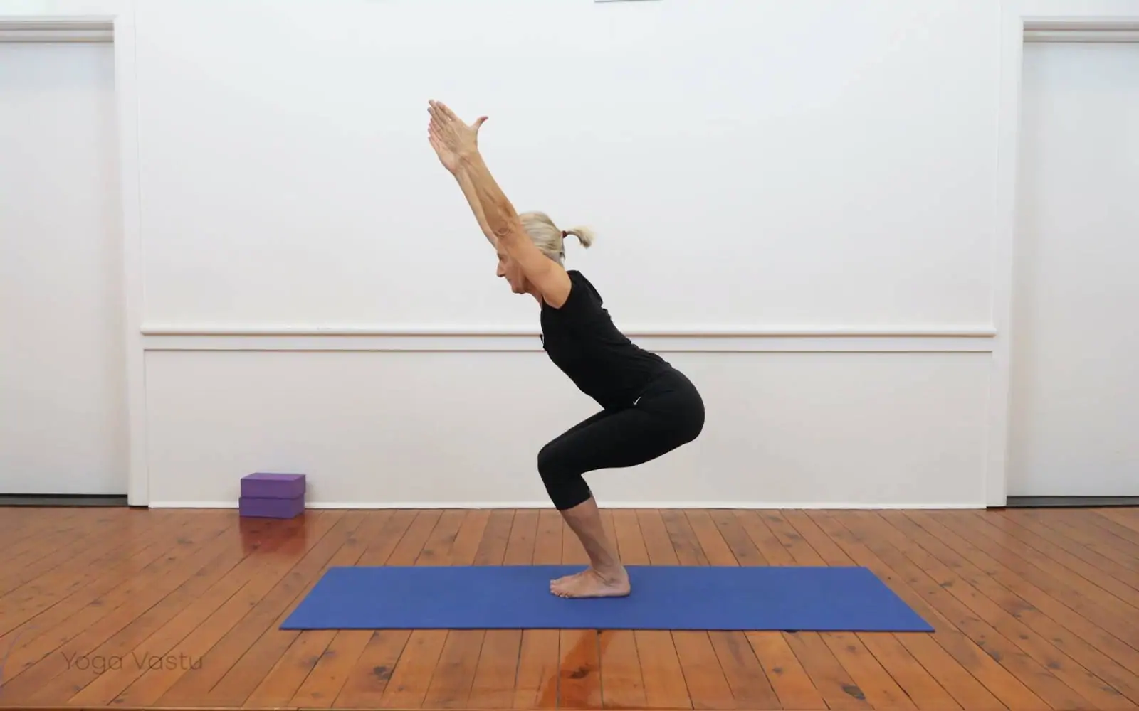 Yoga for Runners: 8 Poses to Properly Prep Your Muscles – Triathlete
