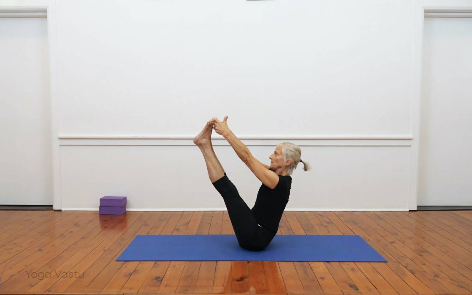 Double Toe Hold (Ubhaya Padangusthasana)