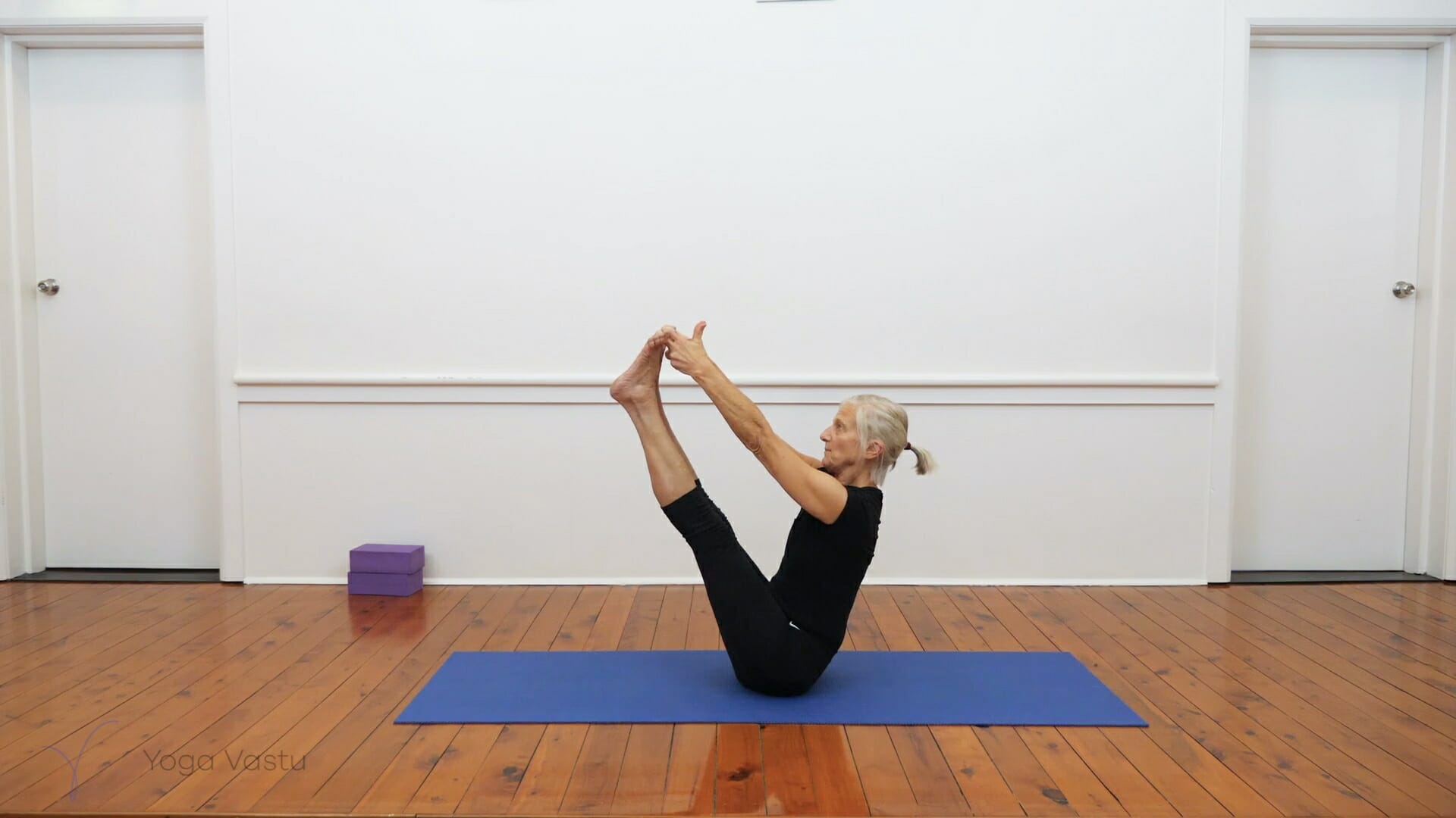 Iyengar yoga sequence to energise the body and mind