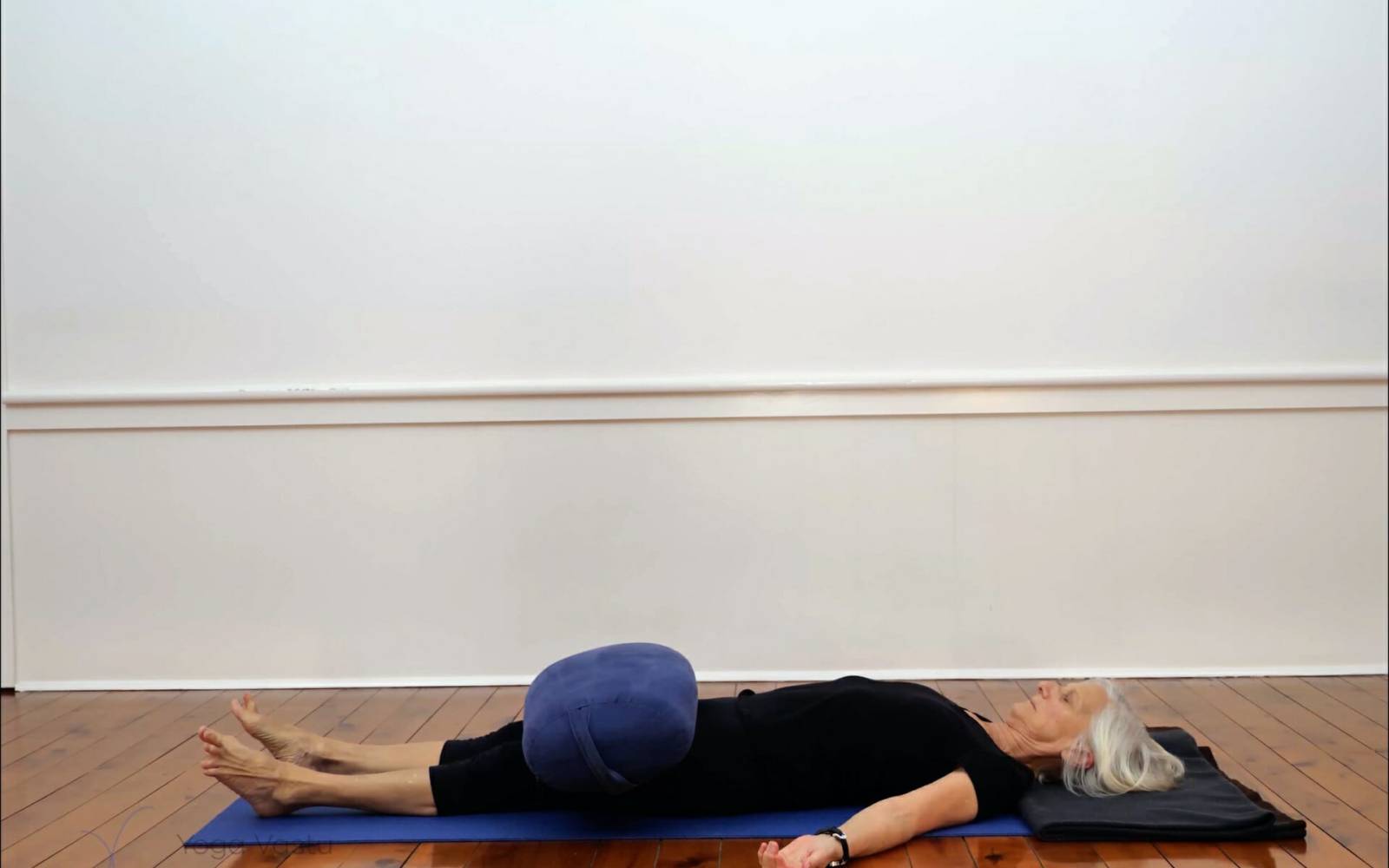 Online Iyengar yoga videos | Immune support and nerve calming sequence