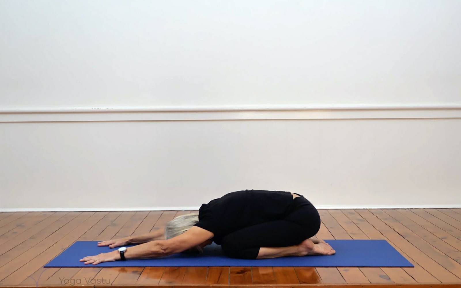 Online Iyengar yoga videos | Immune support and nerve calming sequence