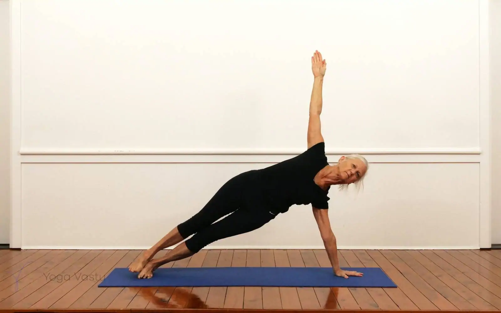 How to do Vasisthasana (Side Plank Pose) - YouTube