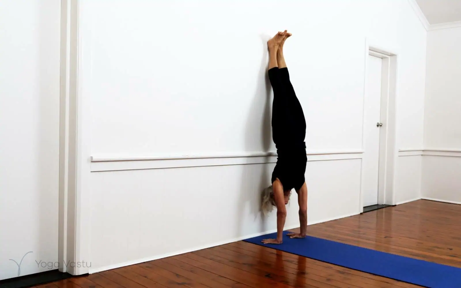 Online Iyengar yoga videos | Building your Inversions