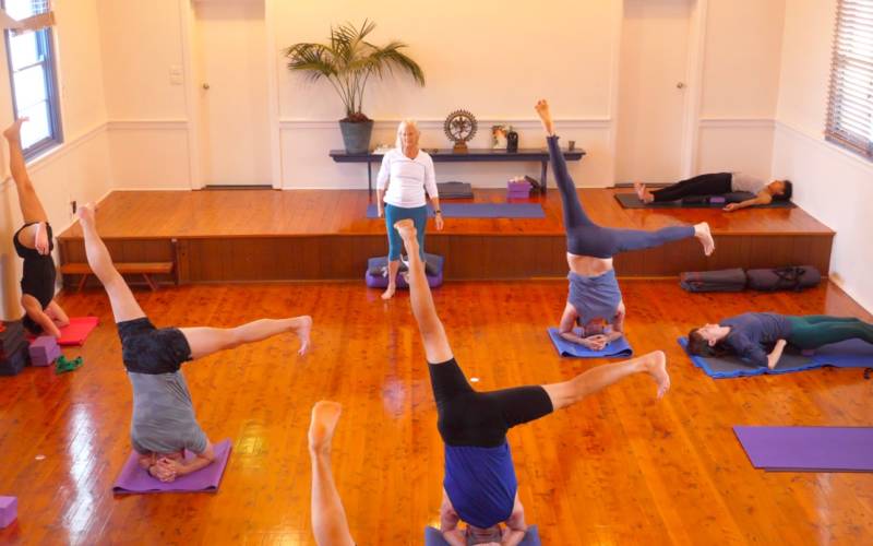 Parsvaika Pada Sirsasana pose