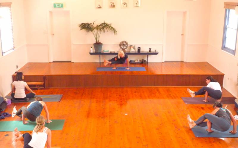 Iyengar yoga video thumbnail: Wednesday Advanced Class (Miscellaneous/Balancings/Hips)
