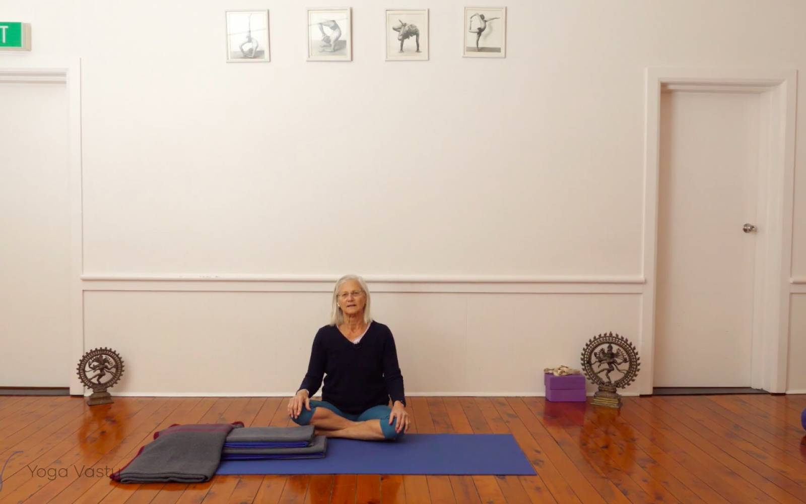 Online Iyengar yoga videos | Restorative Session with Guided Seated Meditation (Level 3)