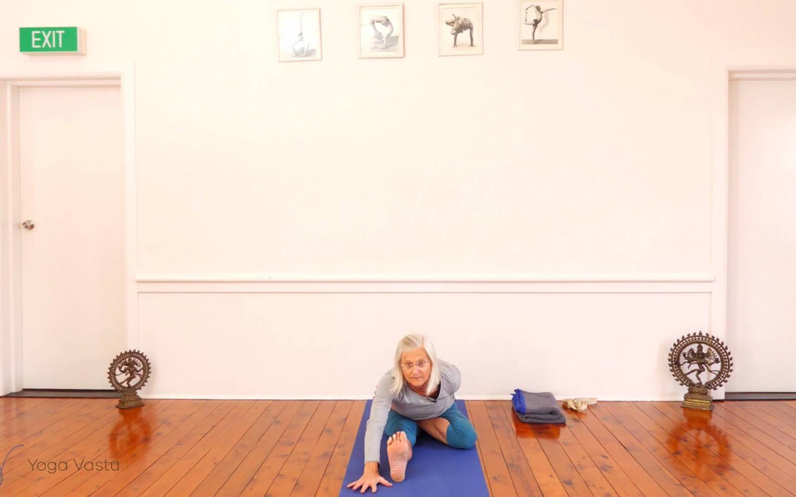 Online Iyengar yoga videos | Forward Bends with a Focus on the Inner Groin (Advanced)