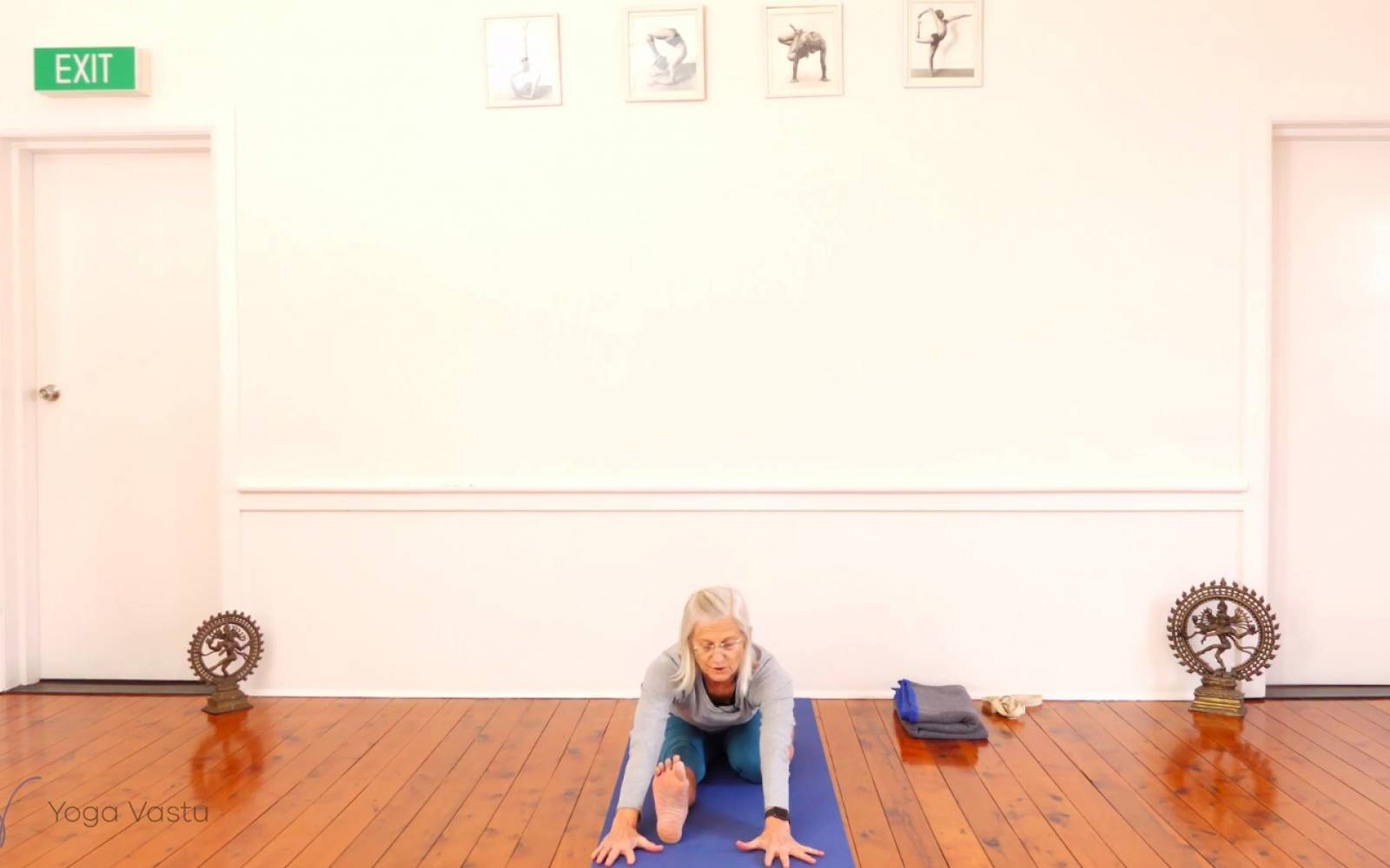 Online Iyengar yoga videos | Forward Bends with a Focus on the Inner Groin (Advanced)