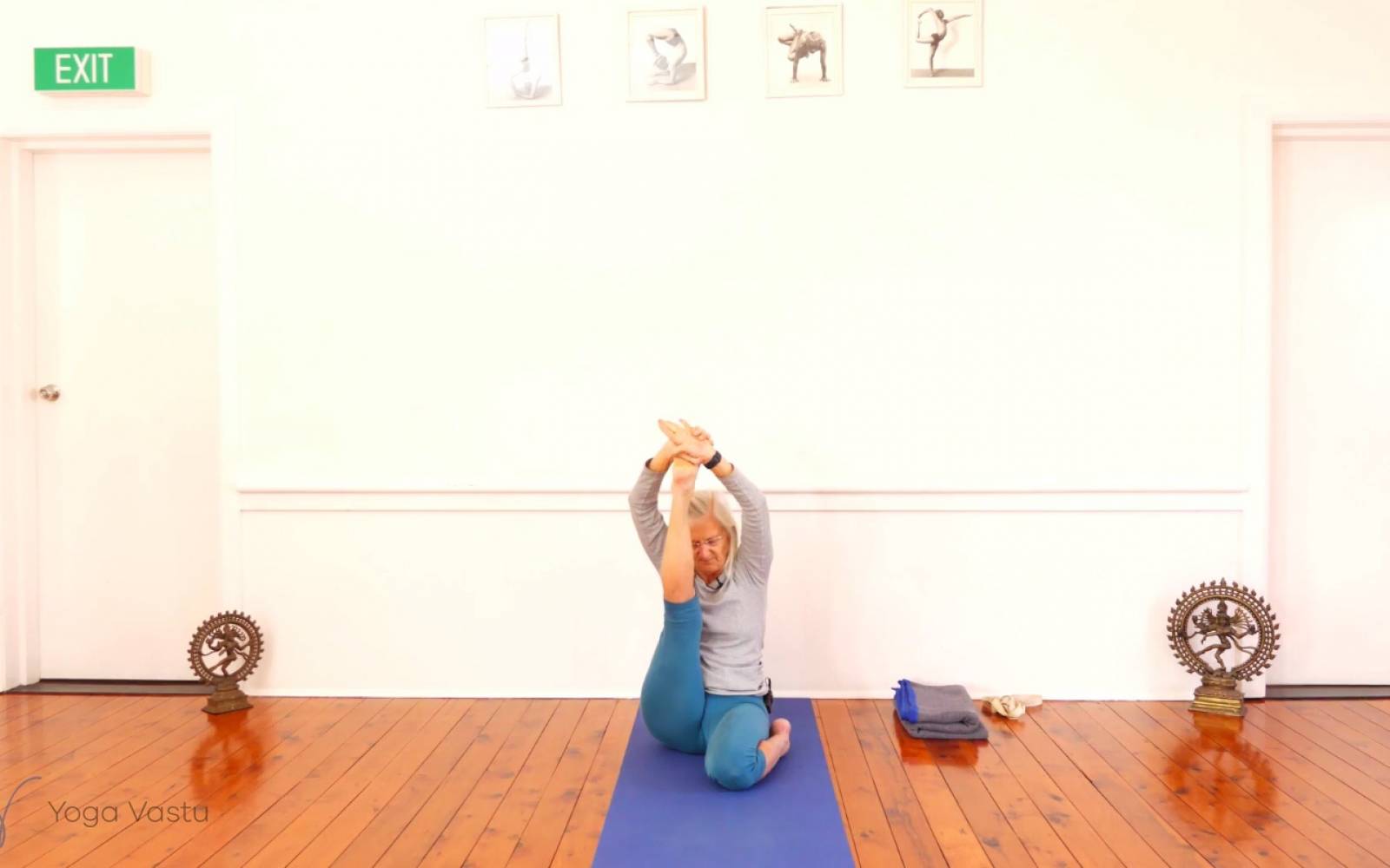 Online Iyengar yoga videos | Forward Bends with a Focus on the Inner Groin (Advanced)