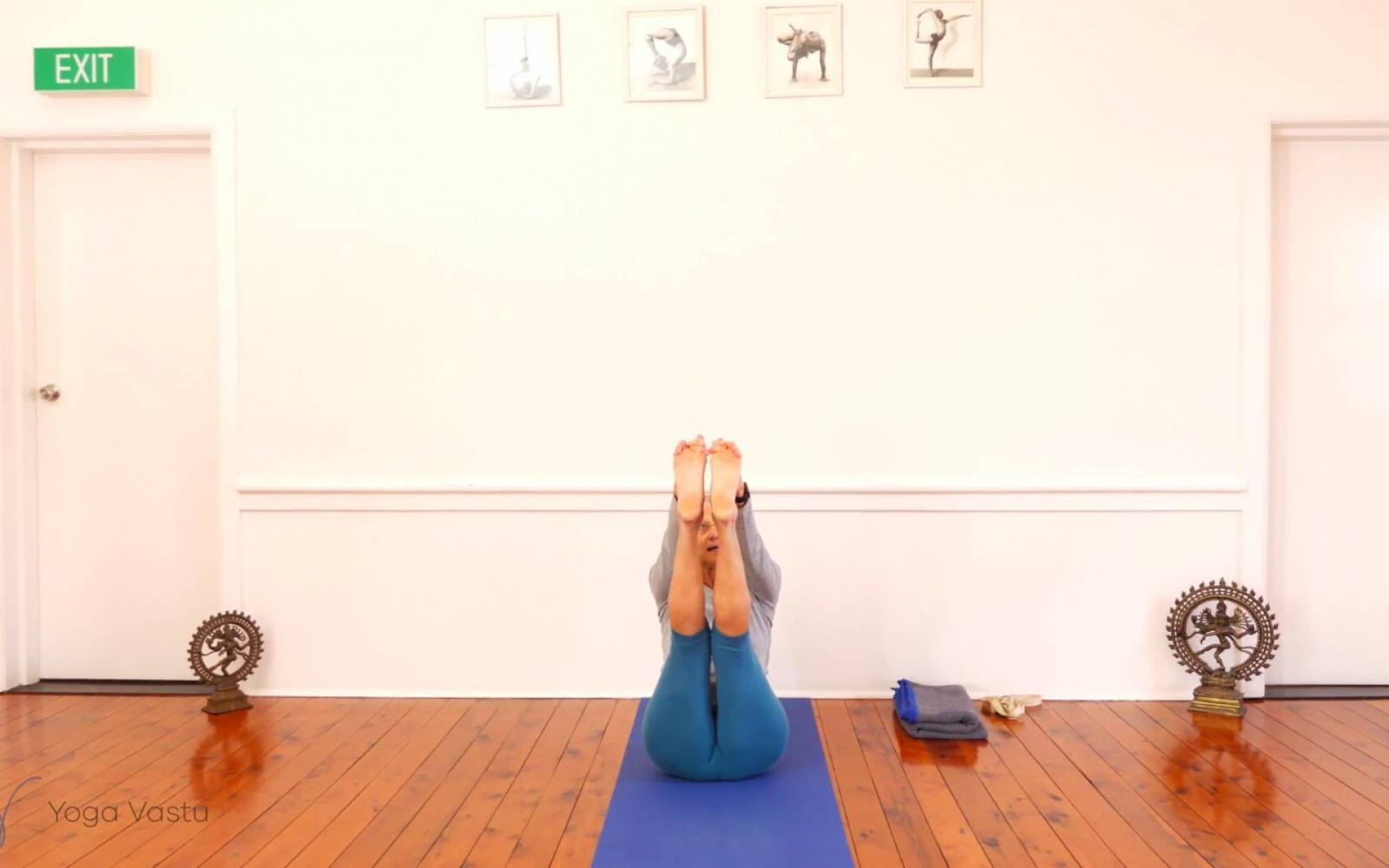 Online Iyengar yoga videos | Forward Bends with a Focus on the Inner Groin (Advanced)