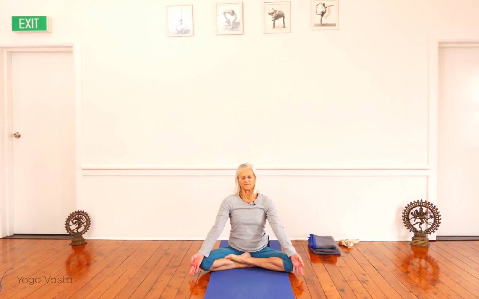 Online Iyengar yoga videos | Forward Bends with a Focus on the Inner Groin (Advanced)