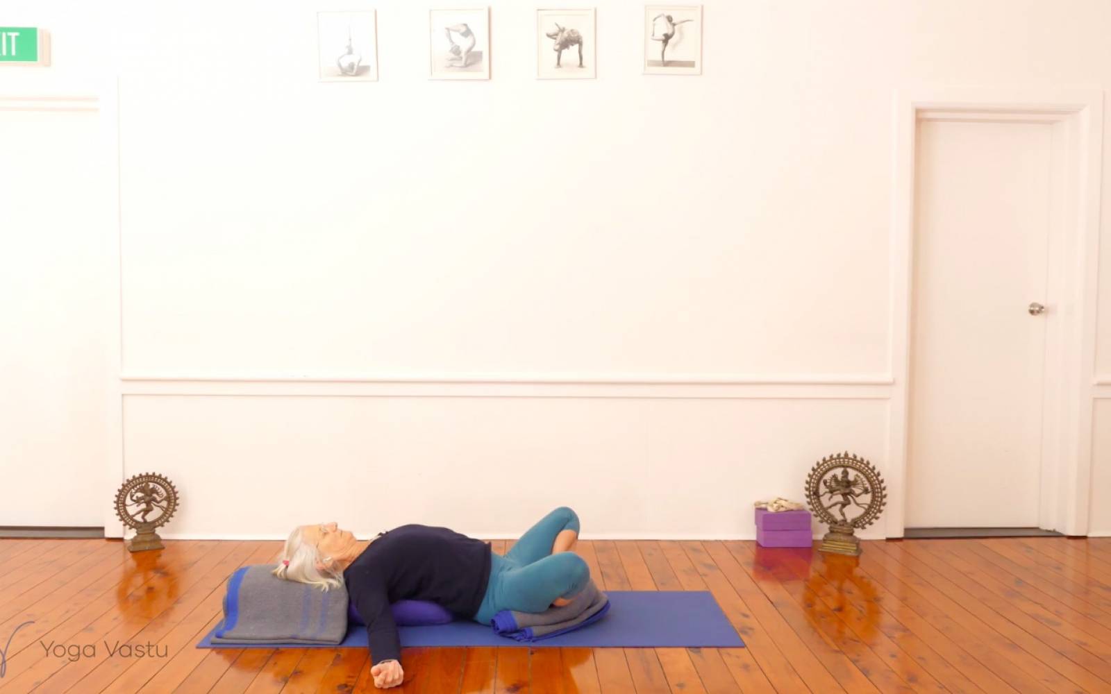 Online Iyengar yoga videos | Restorative and Pranayama with Different Support Configurations (Advanced)