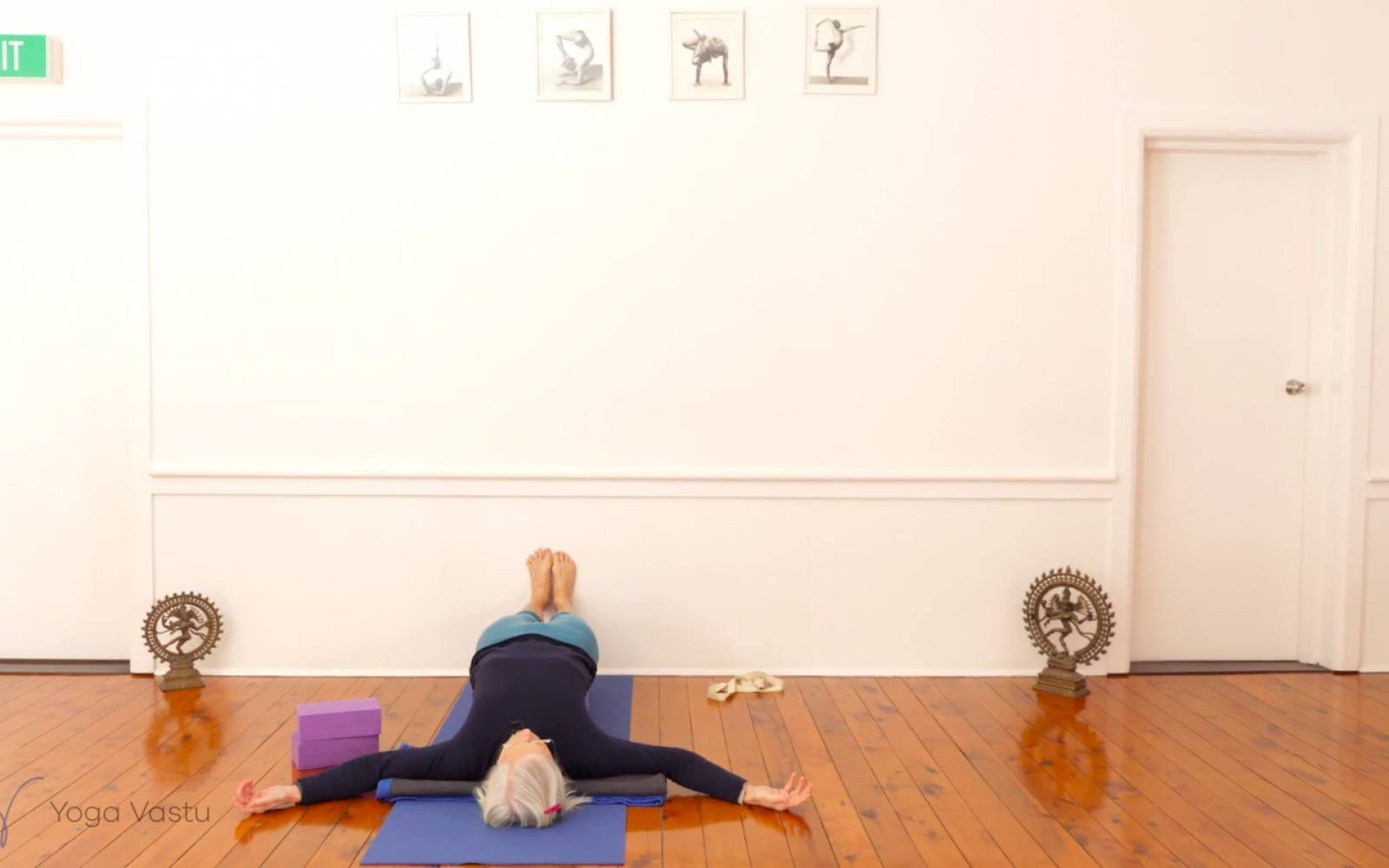 Online Iyengar yoga videos | Restorative and Pranayama with Different Support Configurations (Advanced)