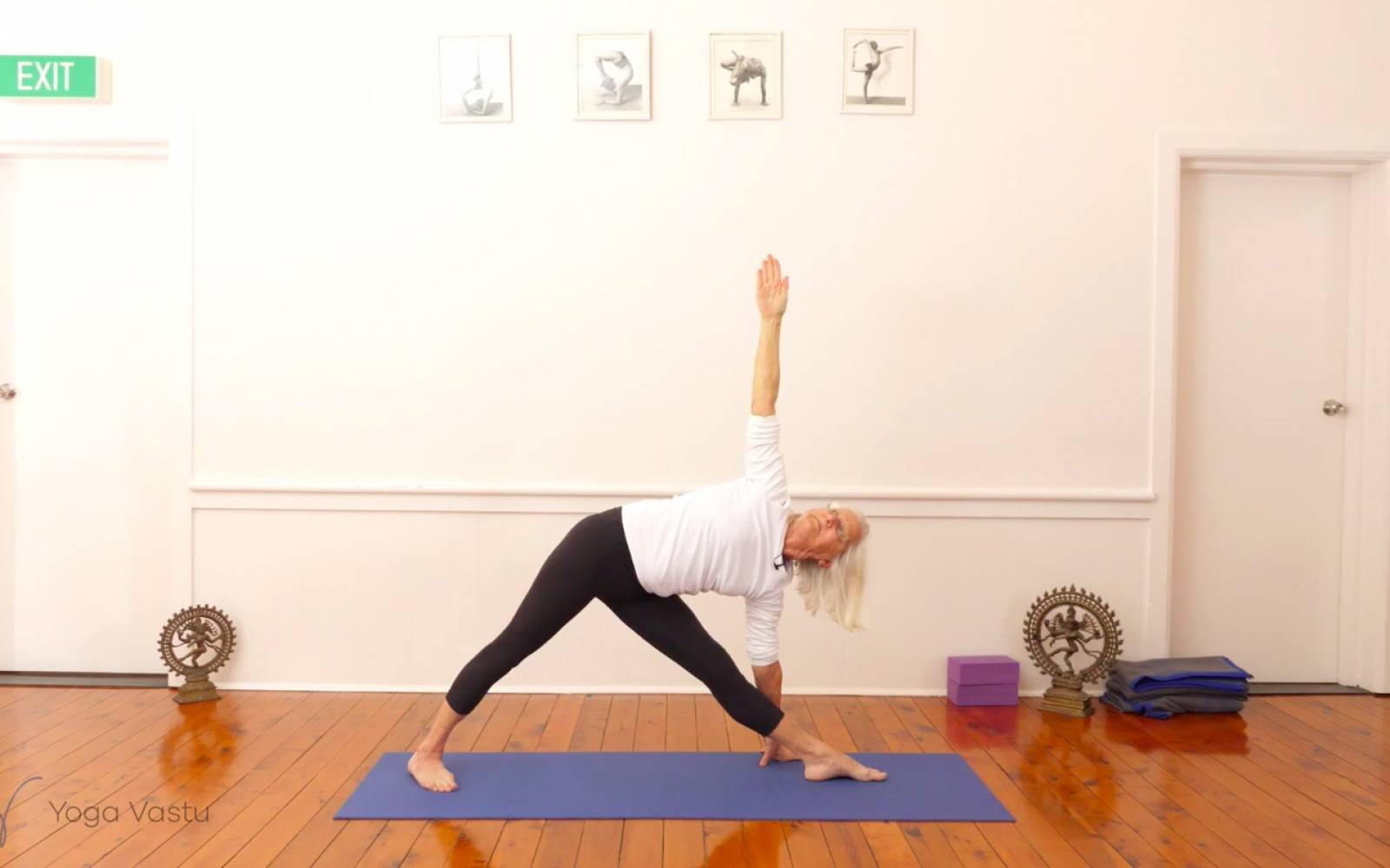Caring for your joints and bones - Ekhart Yoga