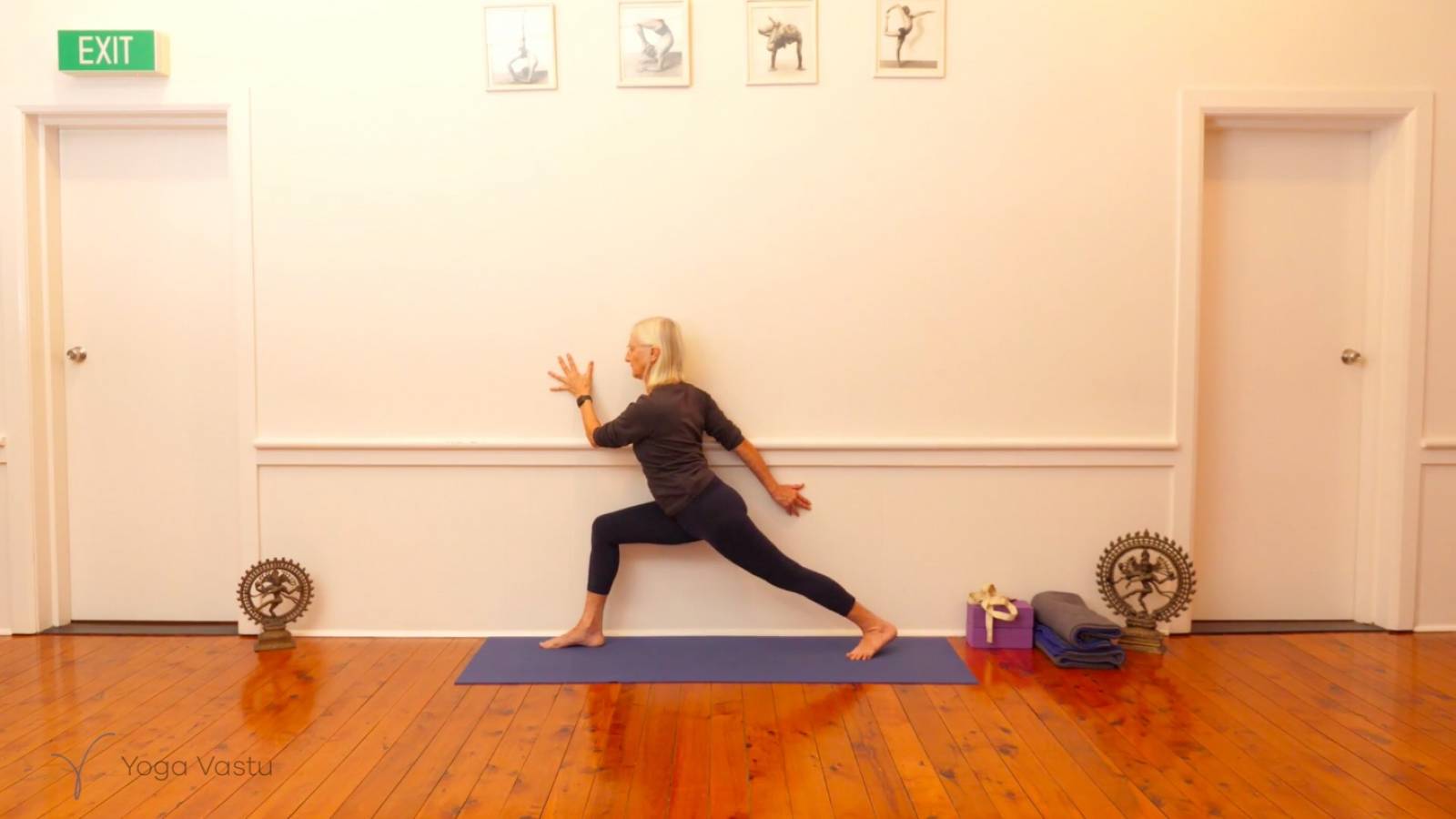 Exploring Standing Poses with Support (Level 1/2)