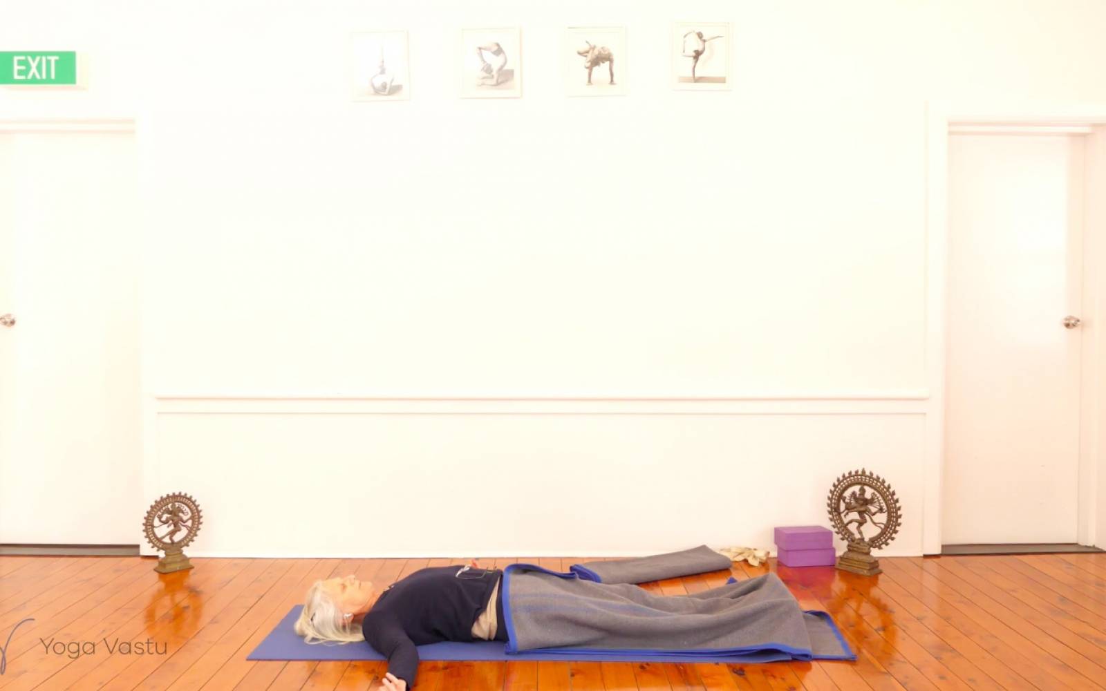 Online Iyengar yoga videos | Discovering Connections in Forward Bends (Advanced)