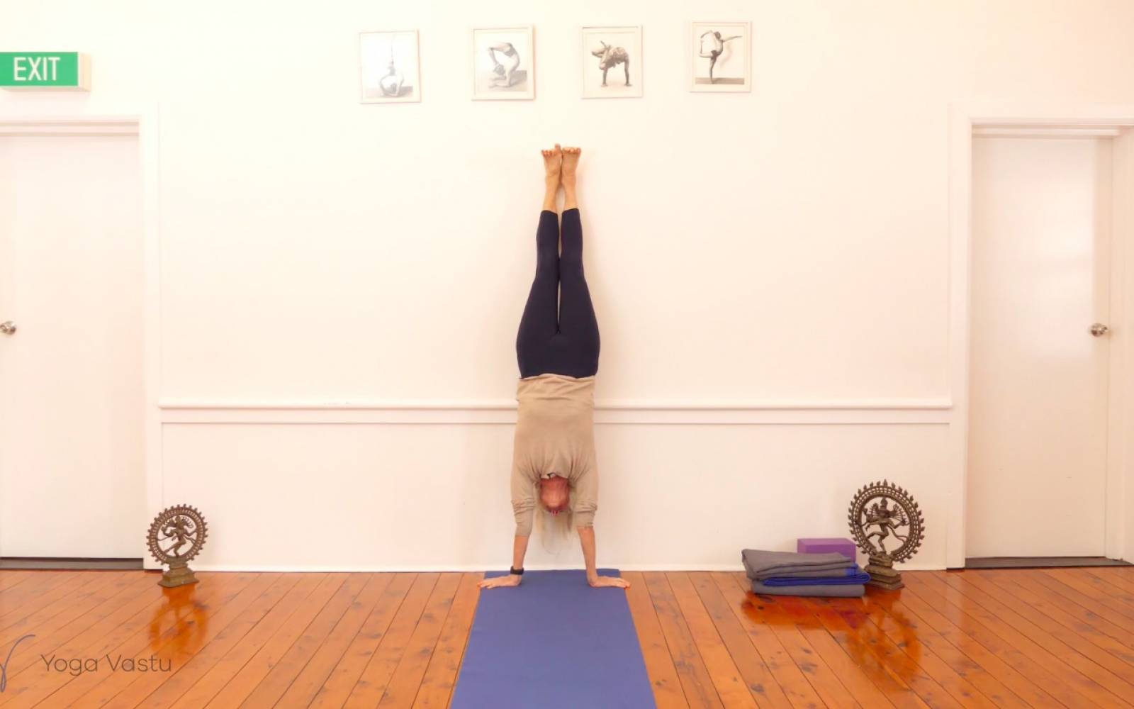 Online Iyengar yoga videos | Discovering Connections in Forward Bends (Advanced)