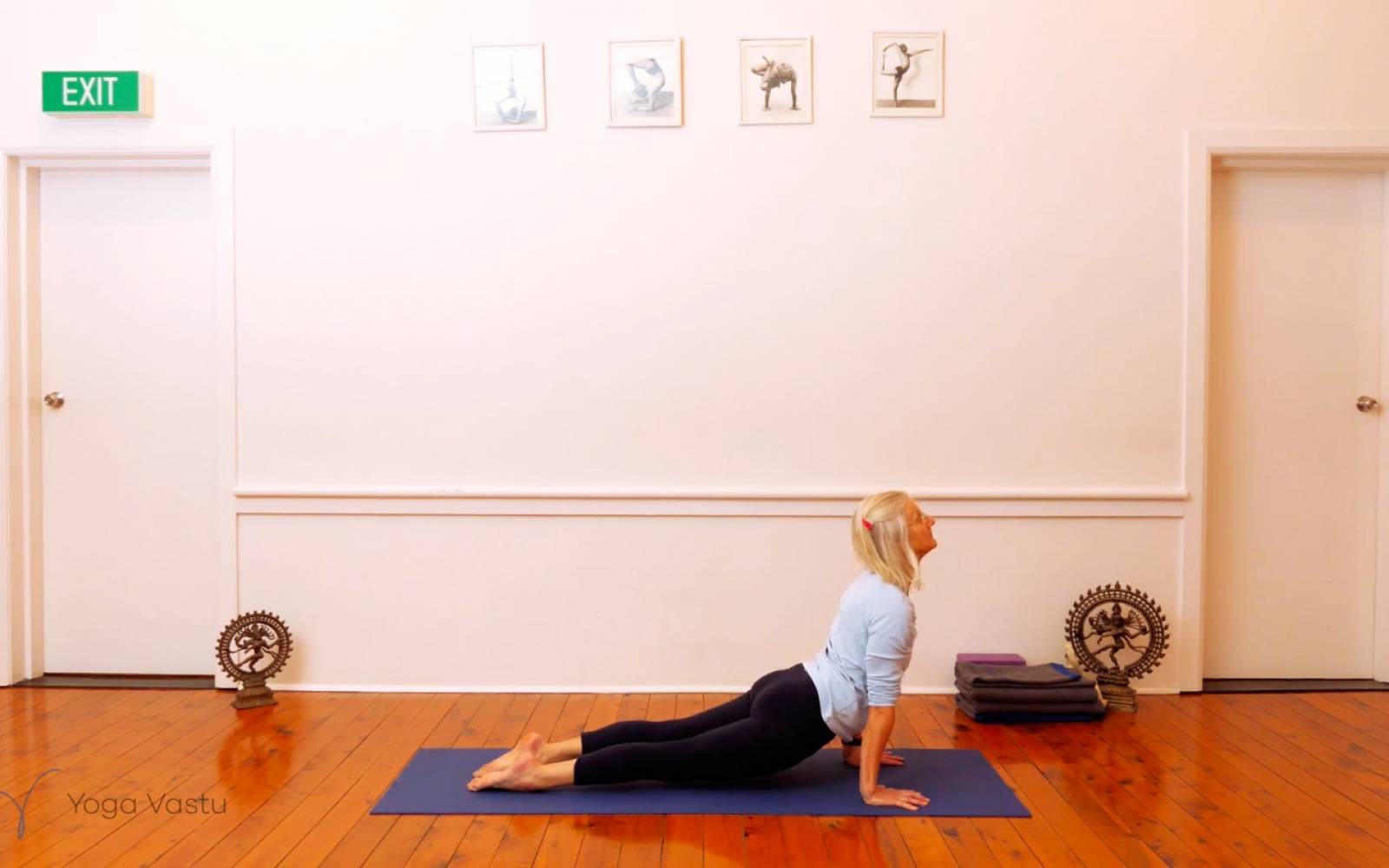 Online Iyengar yoga videos | Getting Deeper into Backbends with Props (Level 1/2)