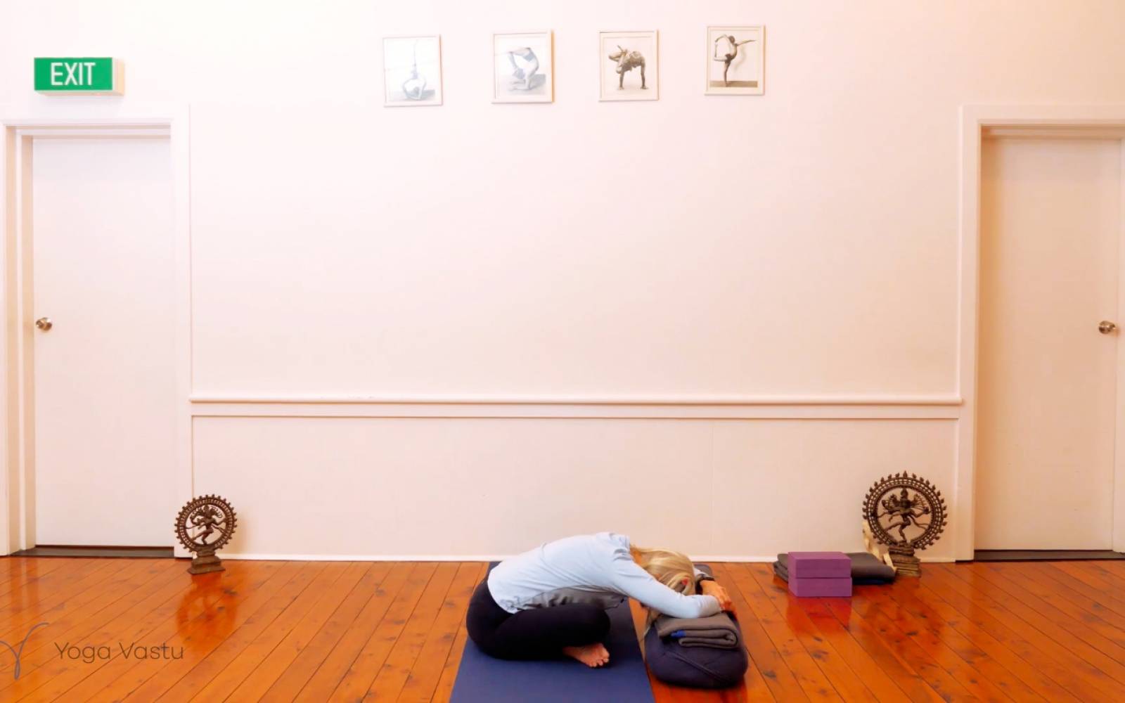 Online Iyengar yoga videos | Getting Deeper into Backbends with Props (Level 1/2)