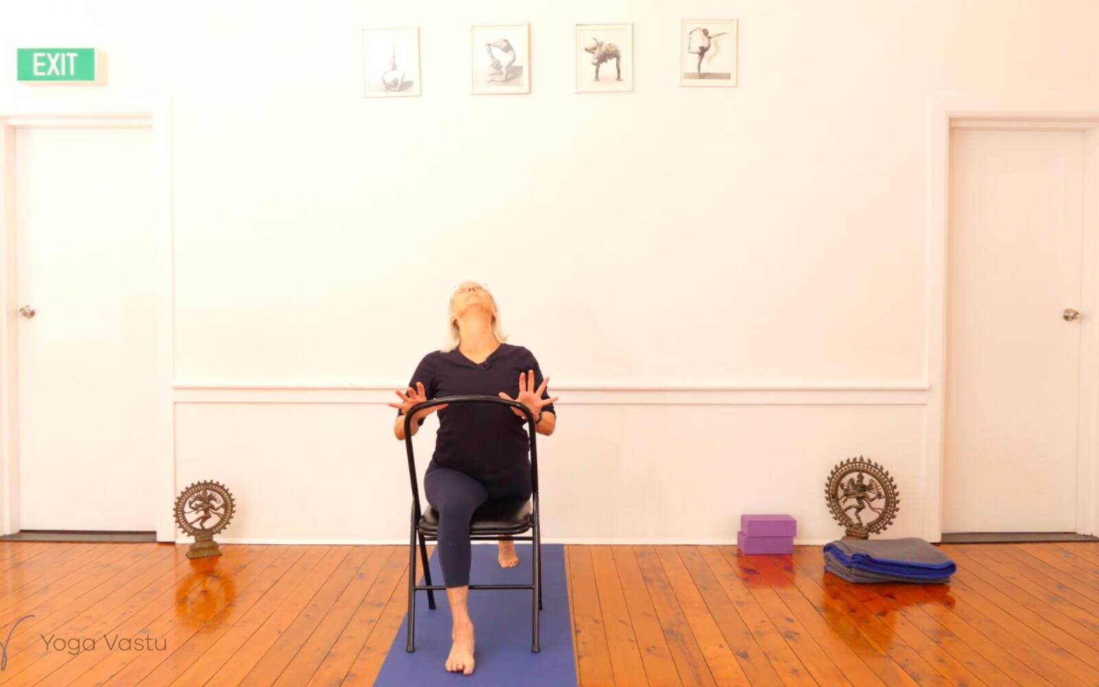 Online Iyengar yoga videos | Achieving Evenness and Elongation in Backbends (Advanced)