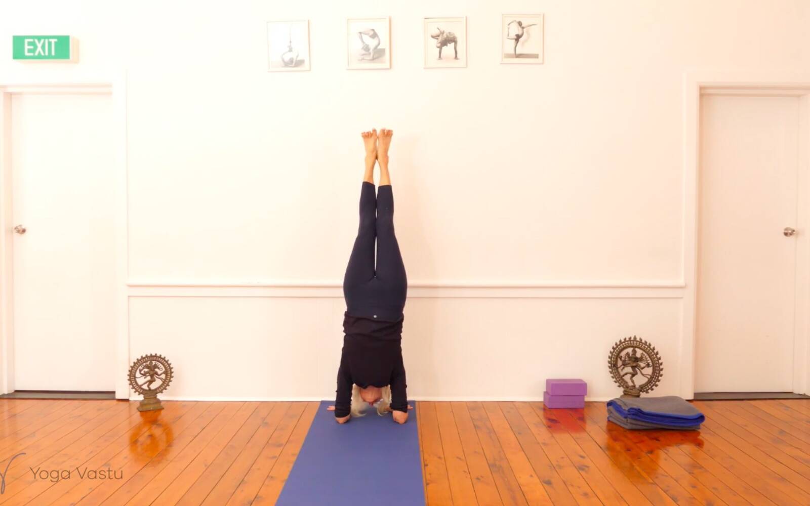 Online Iyengar yoga videos | Achieving Evenness and Elongation in Backbends (Advanced)