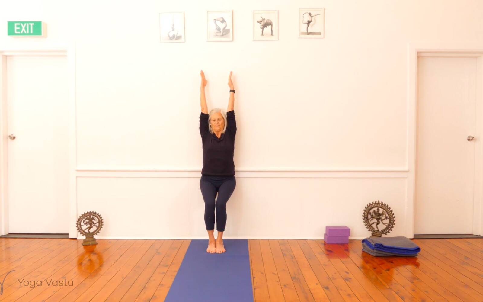 Online Iyengar yoga videos | Achieving Evenness and Elongation in Backbends (Advanced)