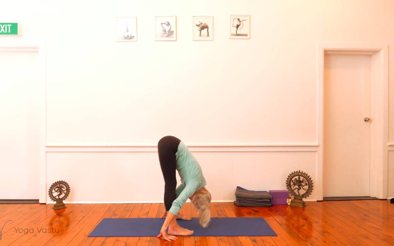 Online Iyengar yoga videos | Strengthening the Foundations for Seated Pranayama