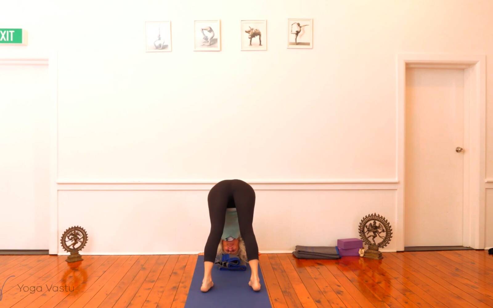 Online Iyengar yoga videos | Strengthening the Foundations for Seated Pranayama
