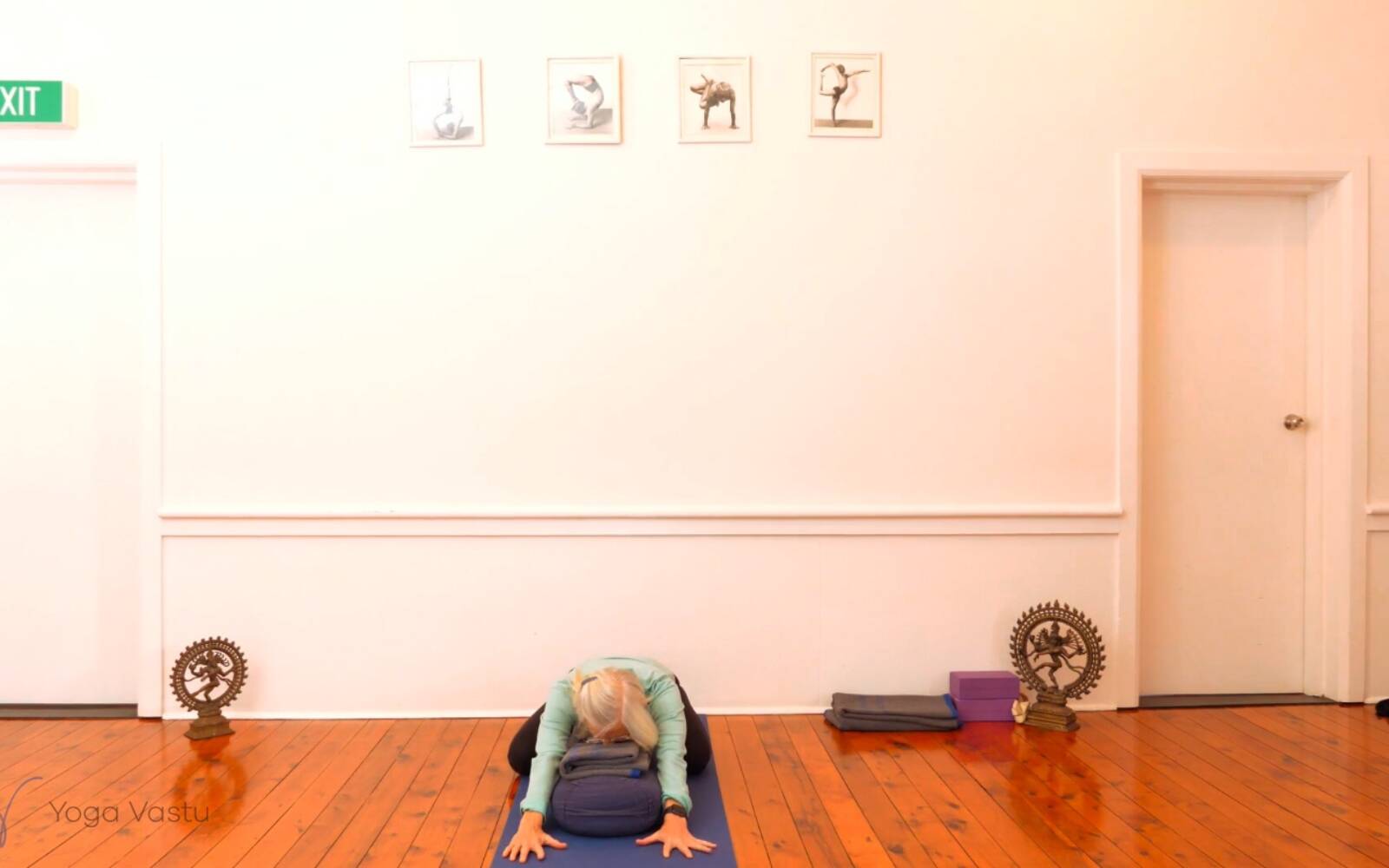 Online Iyengar yoga videos | Strengthening the Foundations for Seated Pranayama