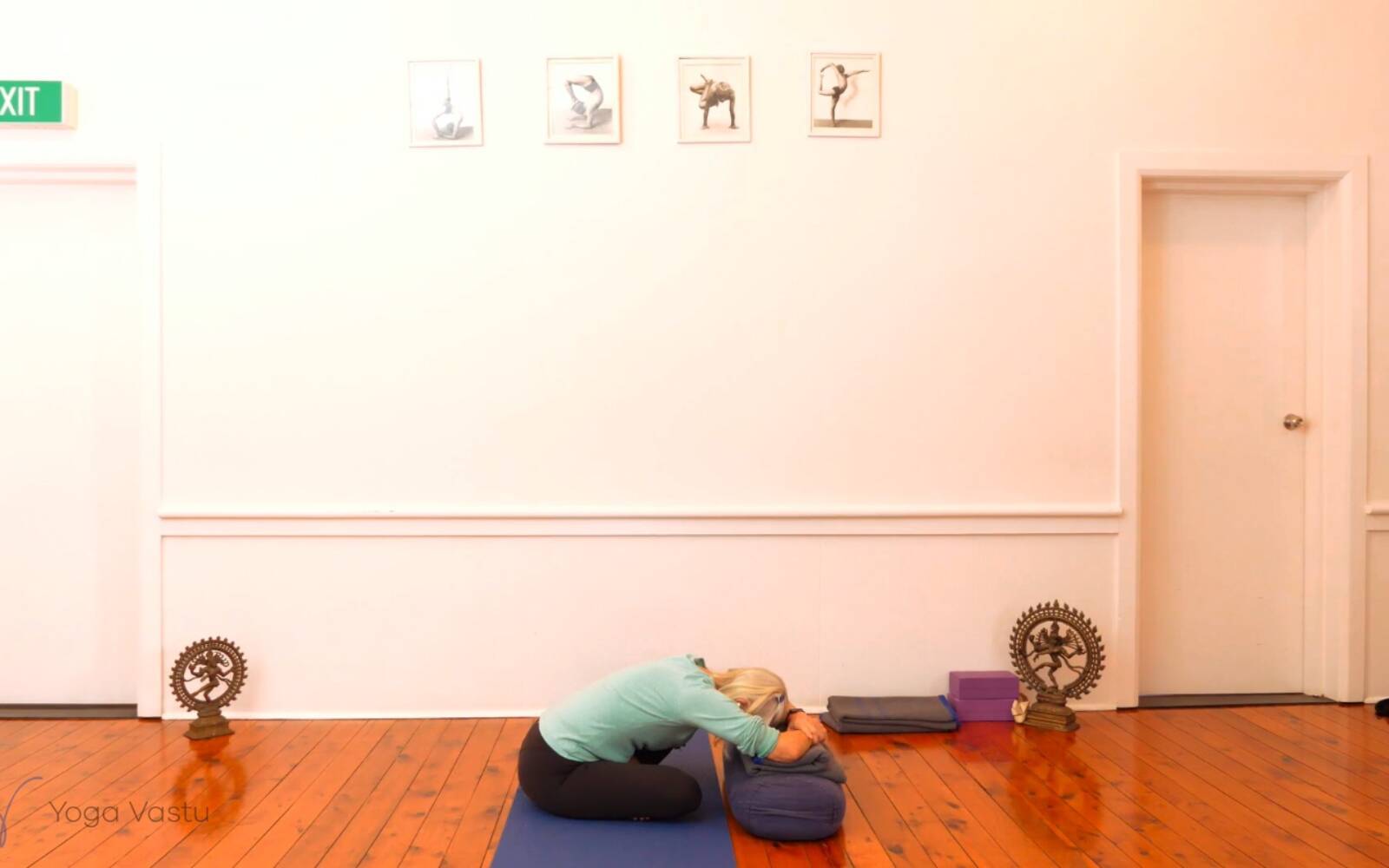 Online Iyengar yoga videos | Strengthening the Foundations for Seated Pranayama