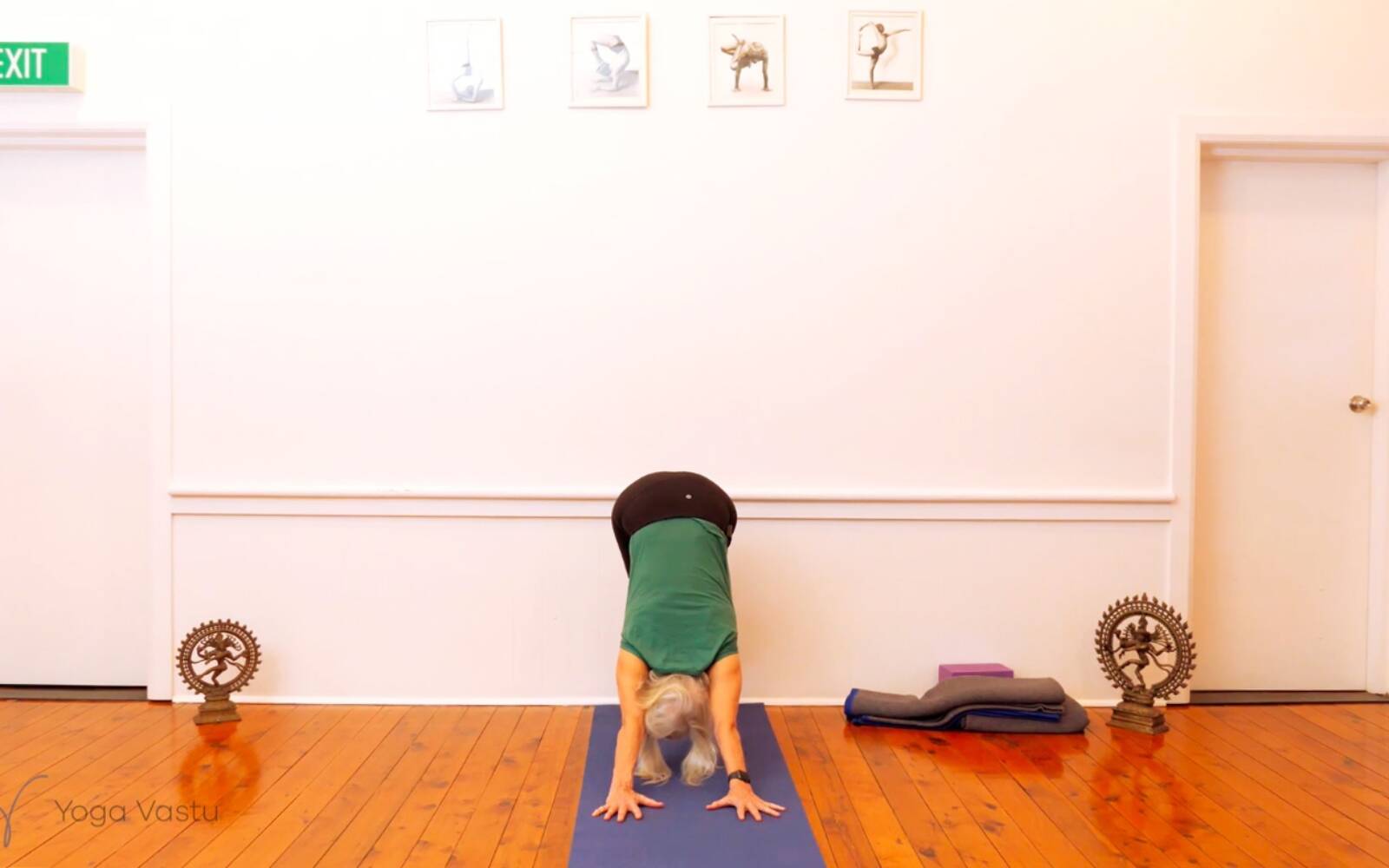 Let Your Leaves Fall: 5 Yoga Poses to Release the Old and Prep for the –  Chopra