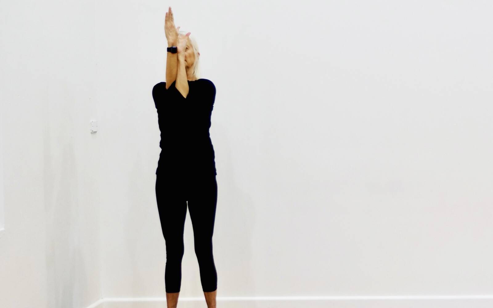 Online Iyengar yoga videos | Energising Half-Hour Session to Start the Day