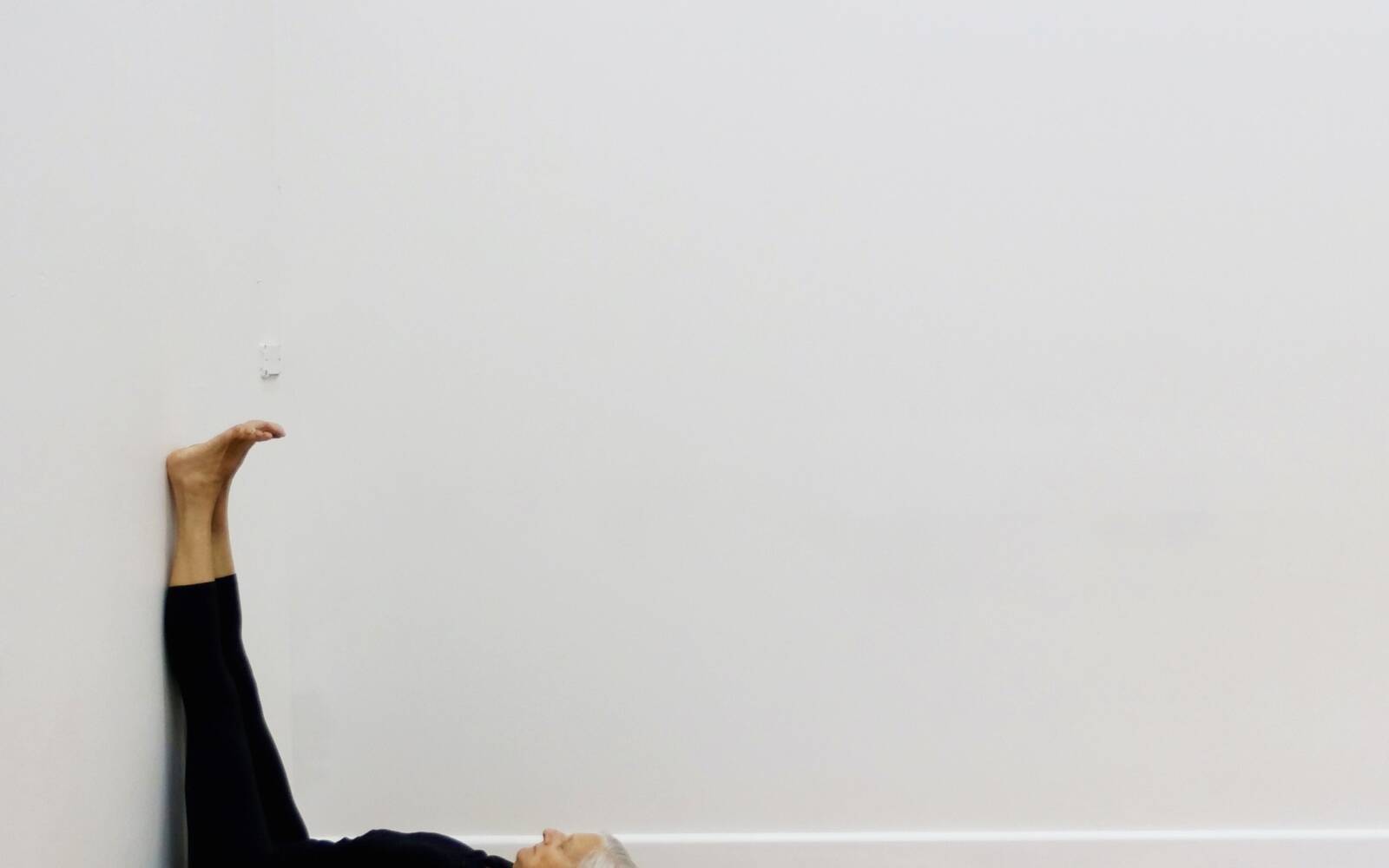Online Iyengar yoga videos | Energising Half-Hour Session to Start the Day