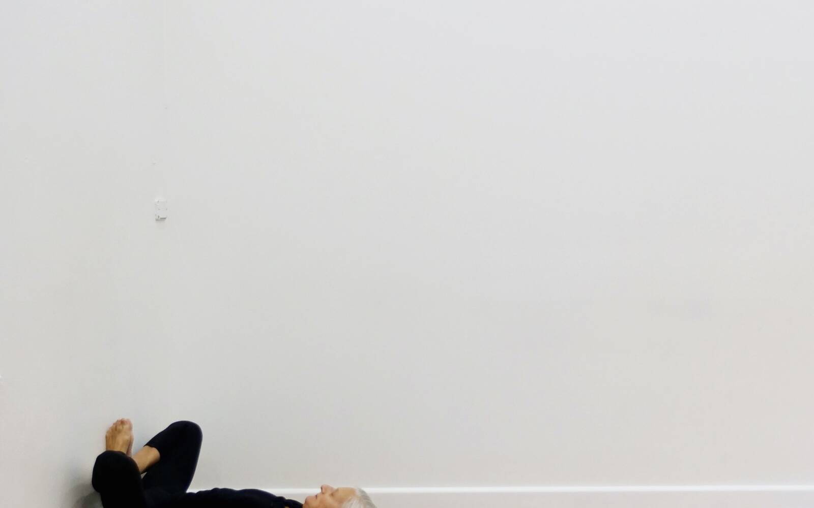 Online Iyengar yoga videos | Energising Half-Hour Session to Start the Day