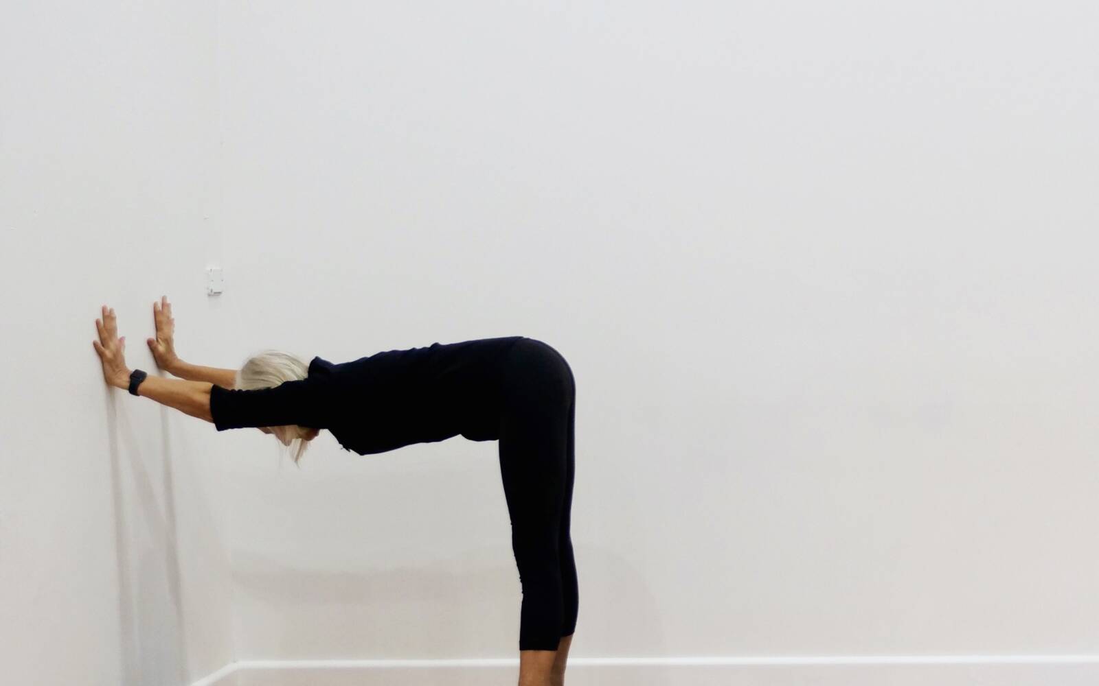 Online Iyengar yoga videos | Energising Half-Hour Session to Start the Day