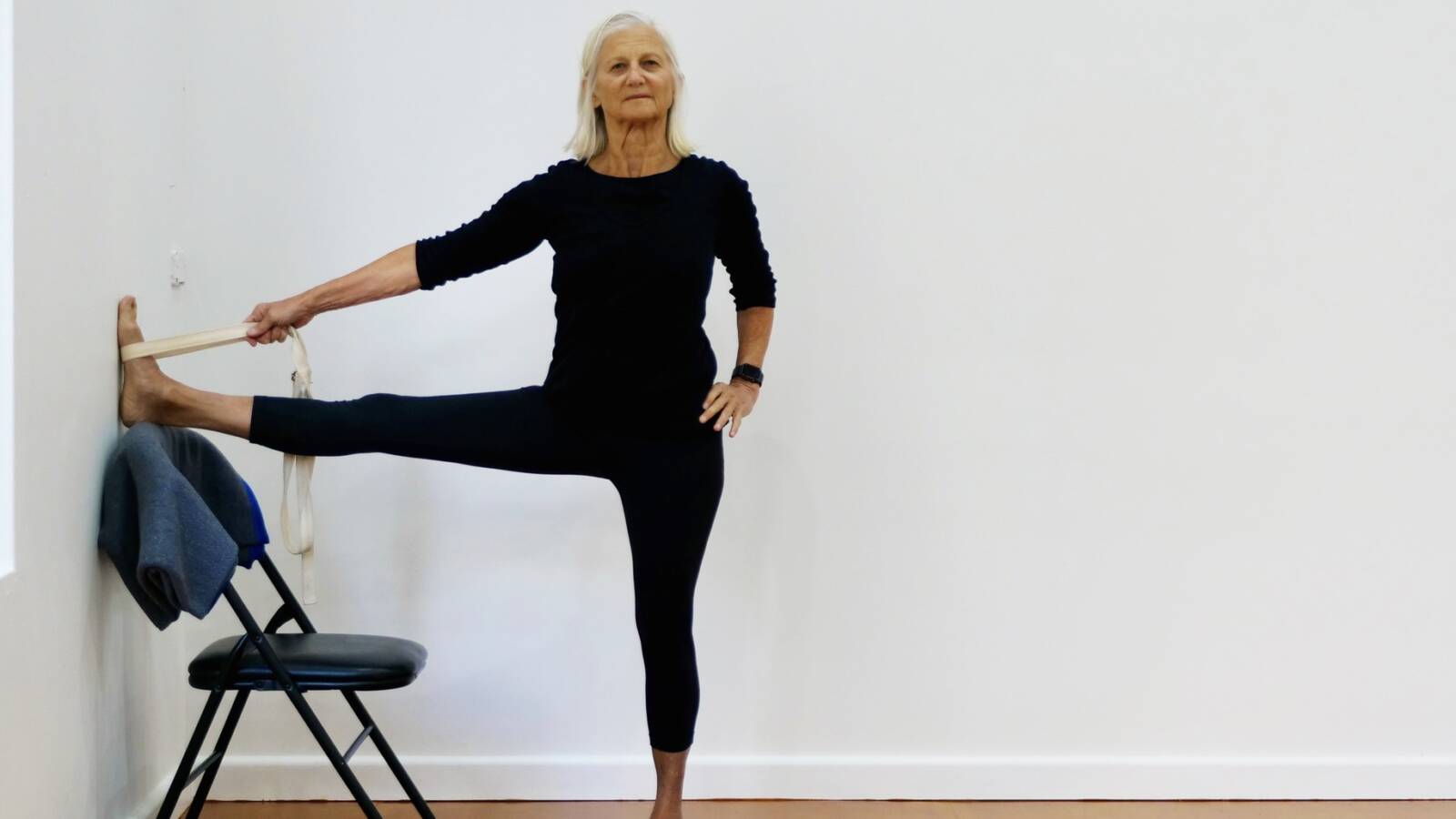 Chair Yoga for Seniors: 7 Beginner Moves for Your Wellbeing - Welltech