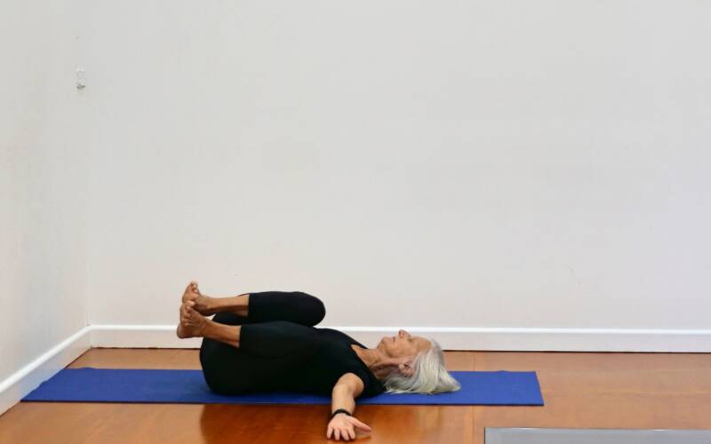 Jathara Parivartanasana pose
