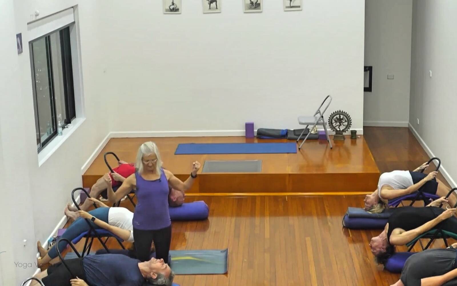 Online Iyengar yoga videos | Abdominal Strengthening for Experienced Students