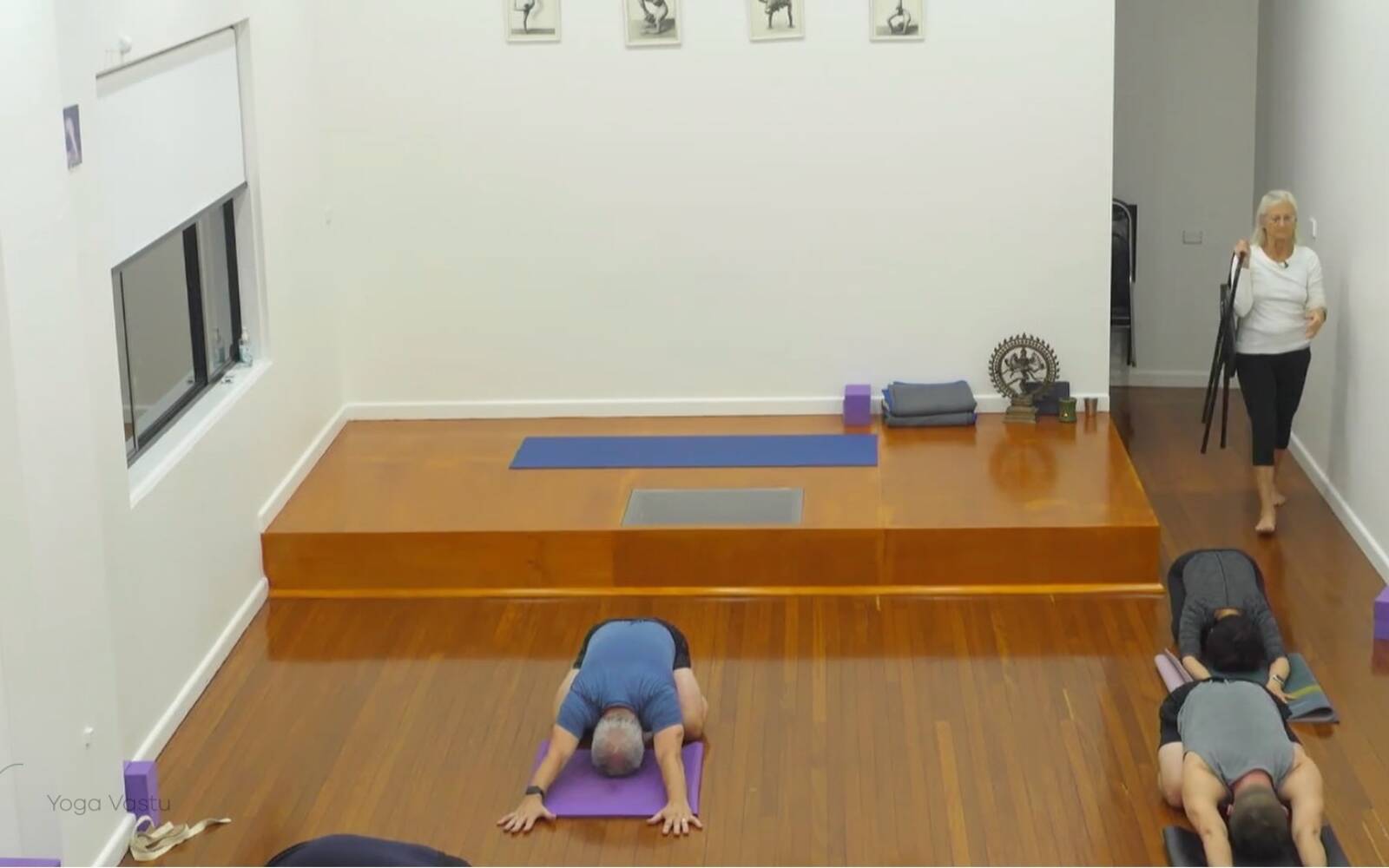 Online Iyengar yoga videos | Combining Inversions with Standing and Seated Poses