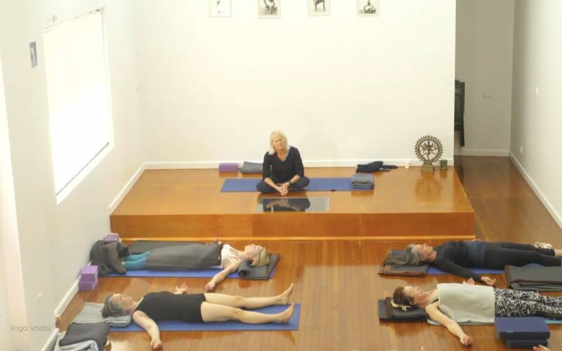 Iyengar Yoga videos for every level, for every need | Yoga Vastu