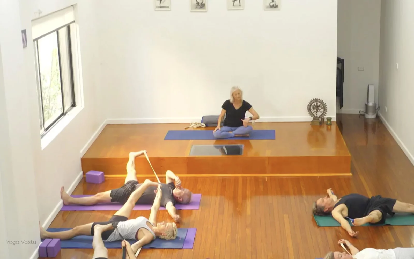 Online Iyengar yoga videos | Class 3: Finding Evenness in Miscellaneous Poses
